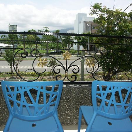 I Star Bed And Breakfast Taitung ภายนอก รูปภาพ