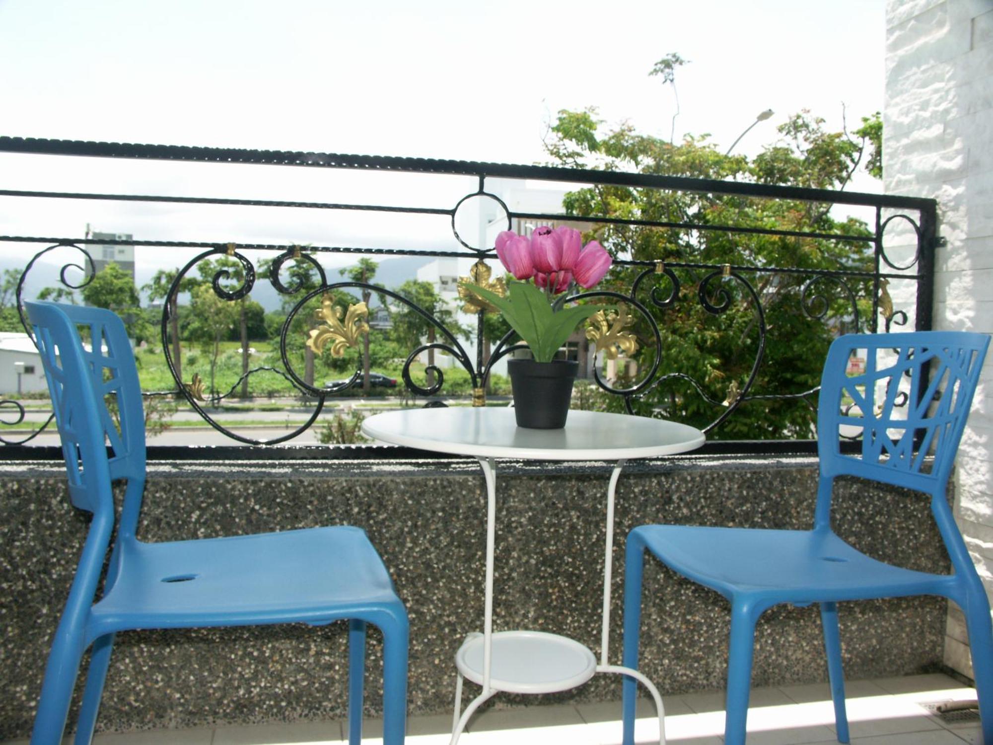 I Star Bed And Breakfast Taitung ภายนอก รูปภาพ