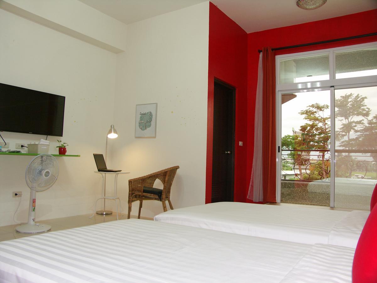 I Star Bed And Breakfast Taitung ภายนอก รูปภาพ
