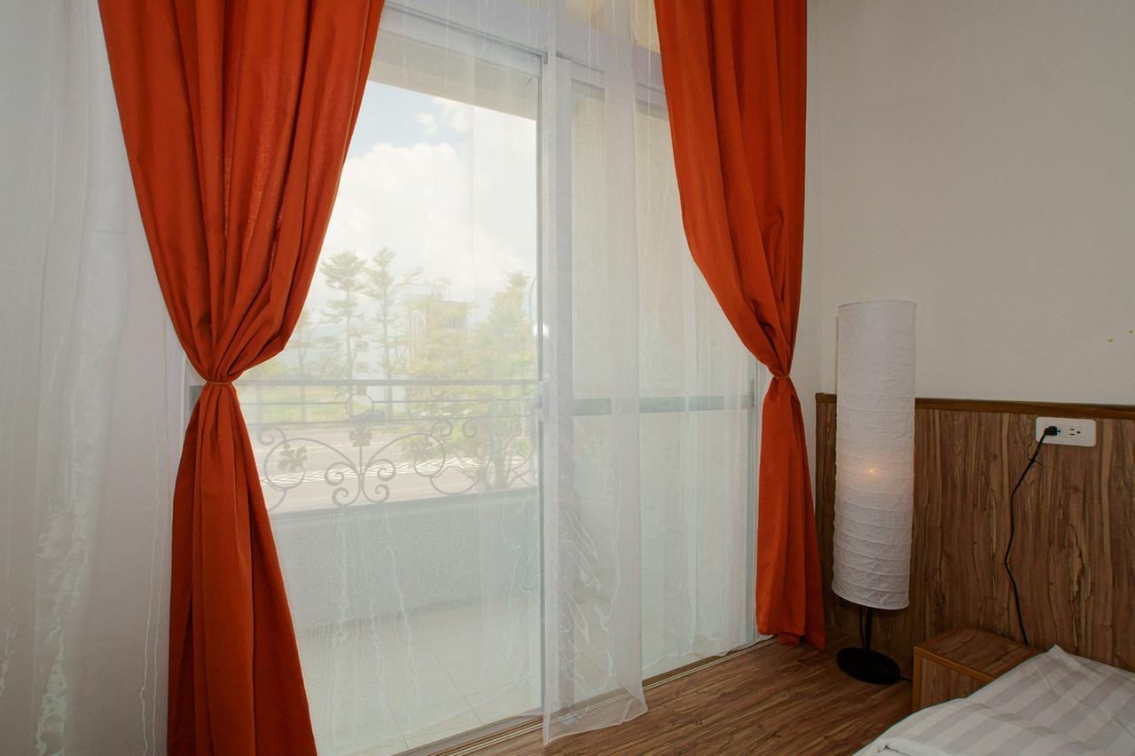 I Star Bed And Breakfast Taitung ภายนอก รูปภาพ